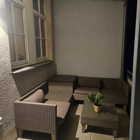 Entzueckende Im Zentrum Von 아파트 *